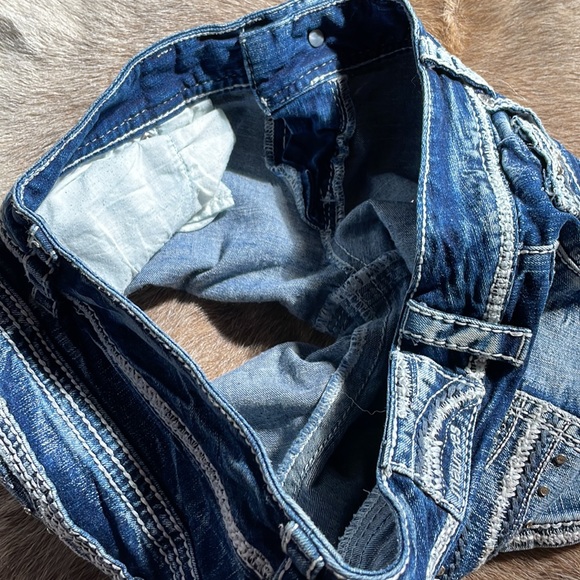 Maurices Denim Shorts - Picture 7 of 9